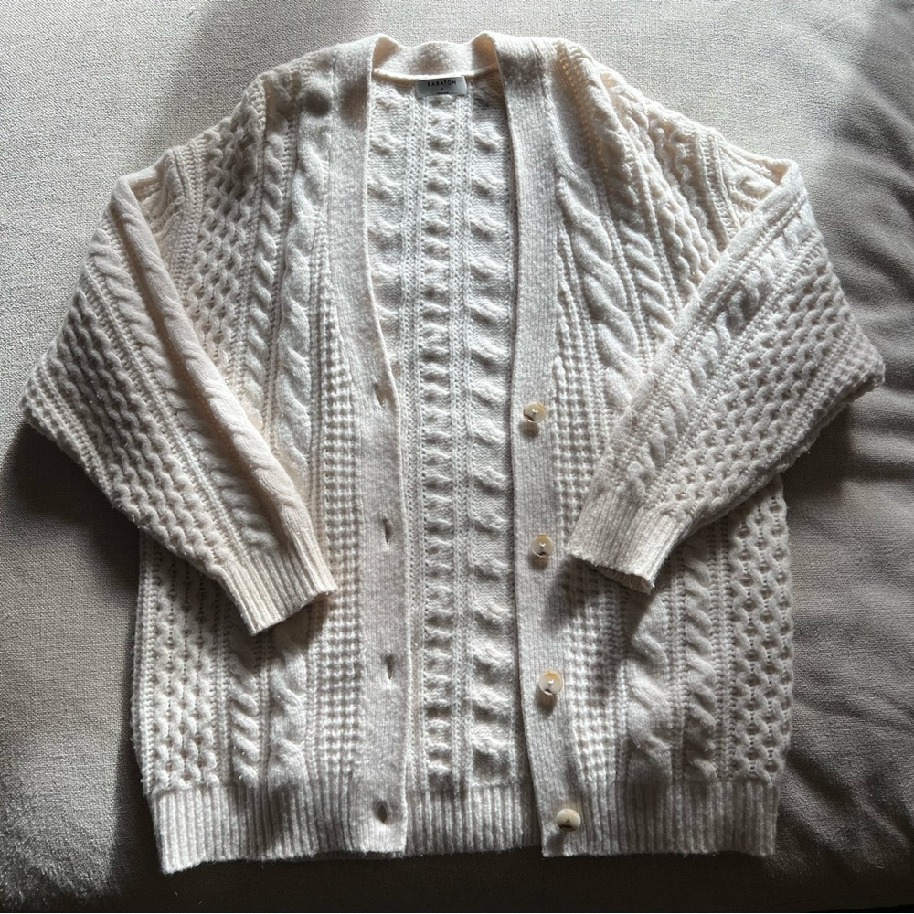 Aritzia Babaton Cardigan